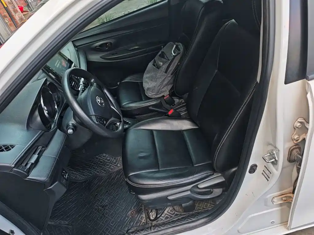 Toyota Vios FS — миниатюра 15