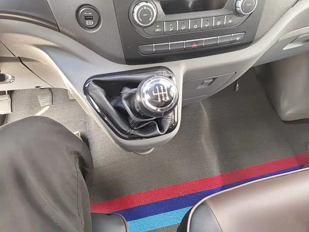 Foton Tuyano — миниатюра 14