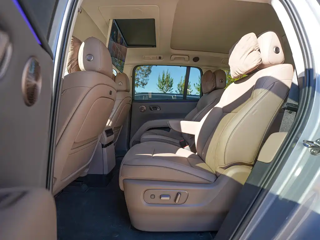 Li Auto Li i8 — миниатюра 15