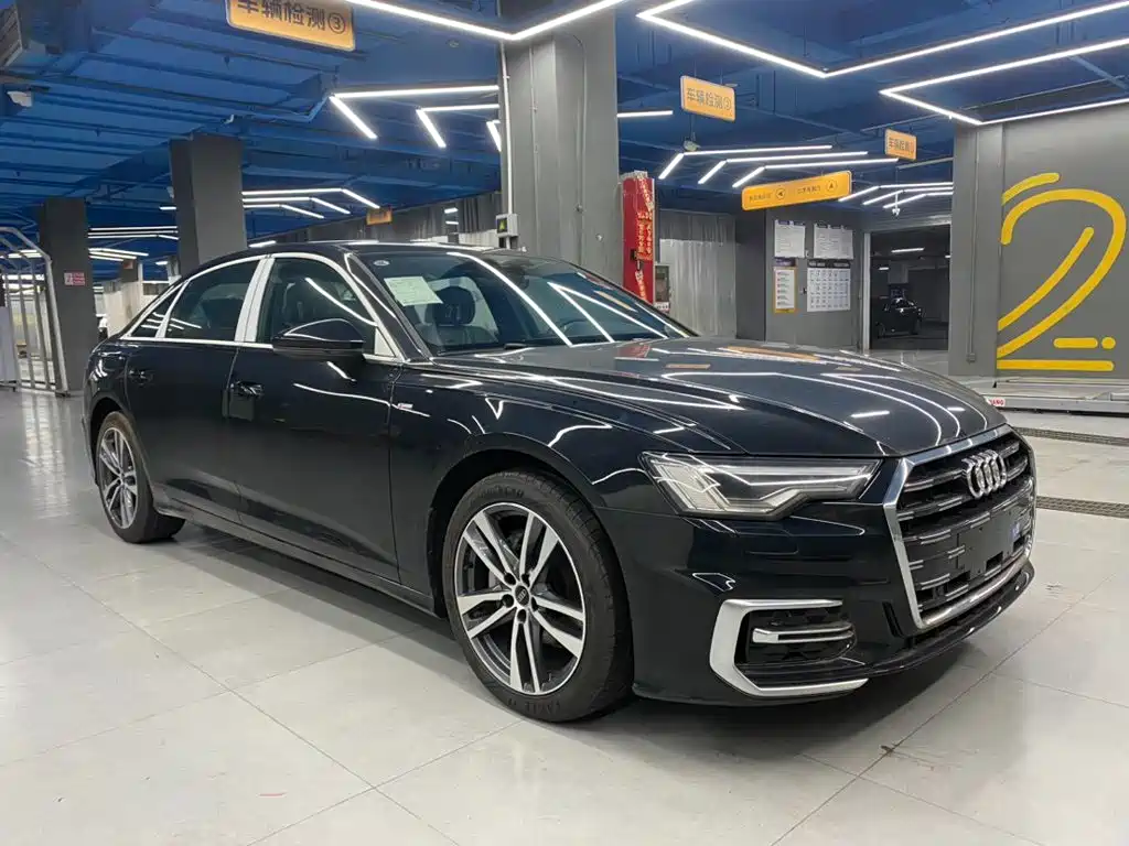 Audi A6L 2025 40 TFSI Luxury