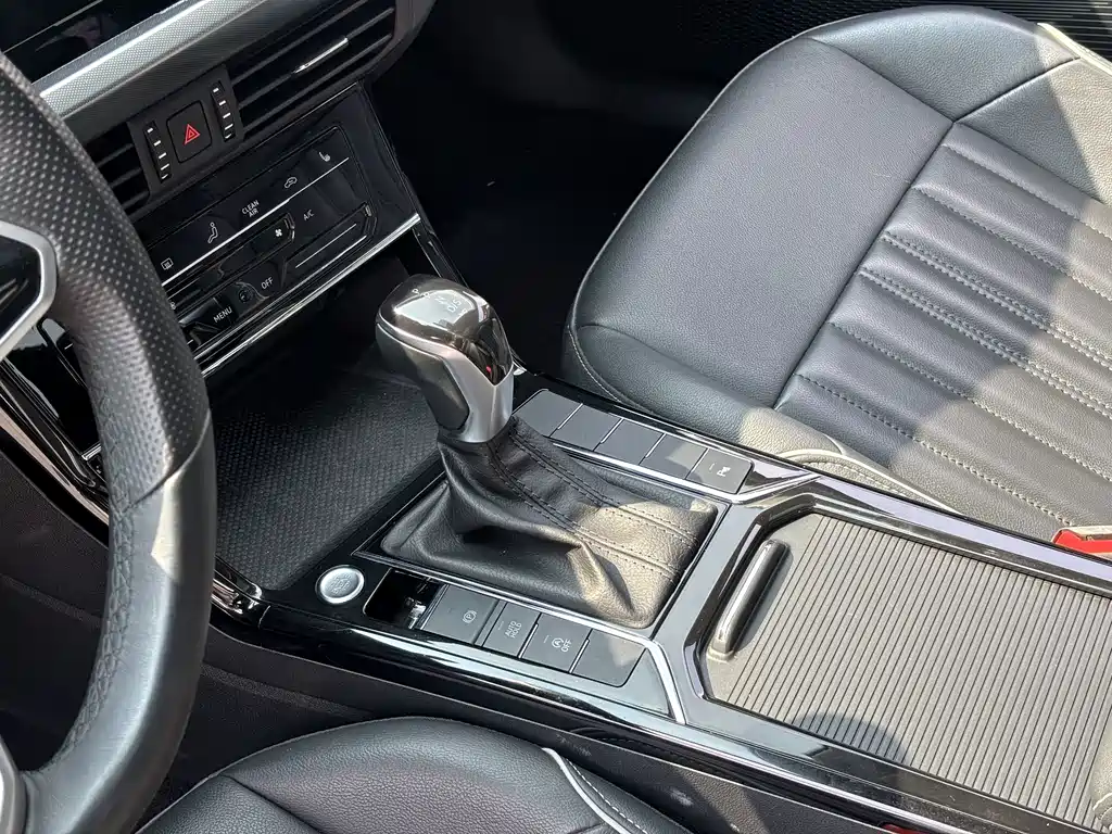 Volkswagen Passat — миниатюра 17
