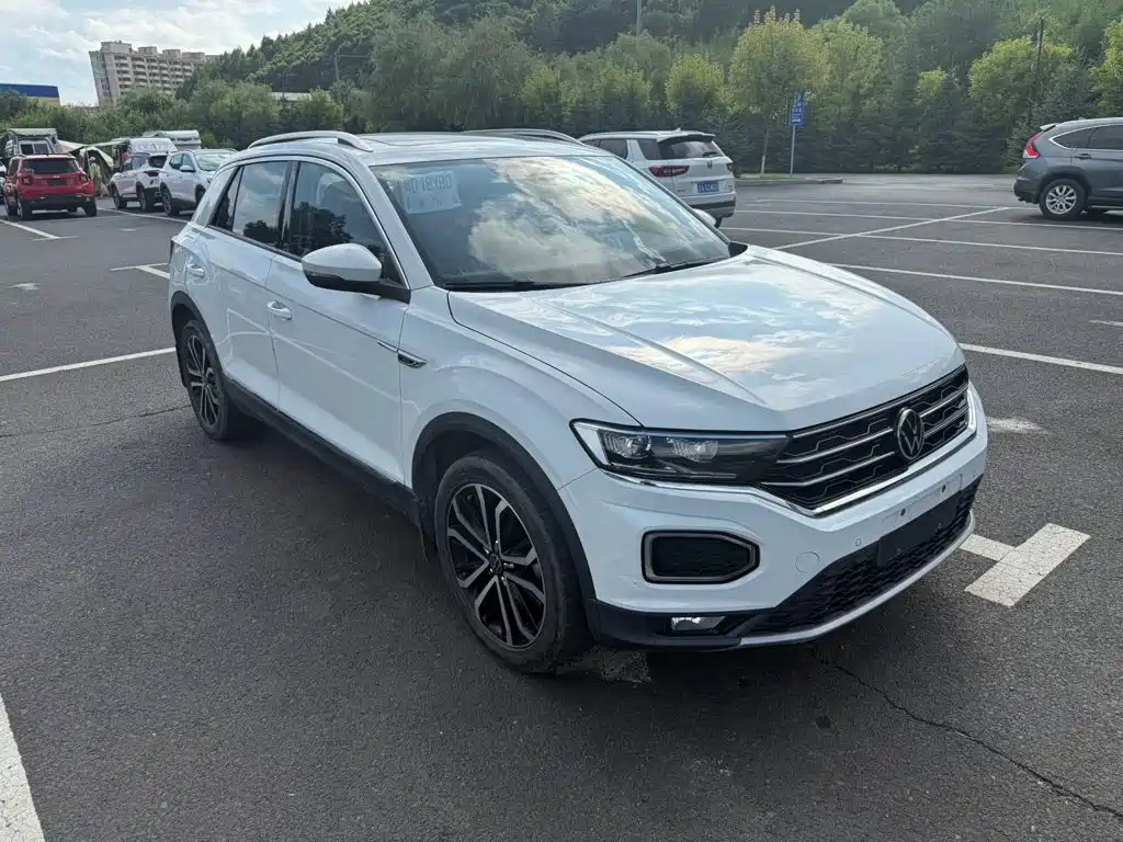 Volkswagen T-Roc — миниатюра 3