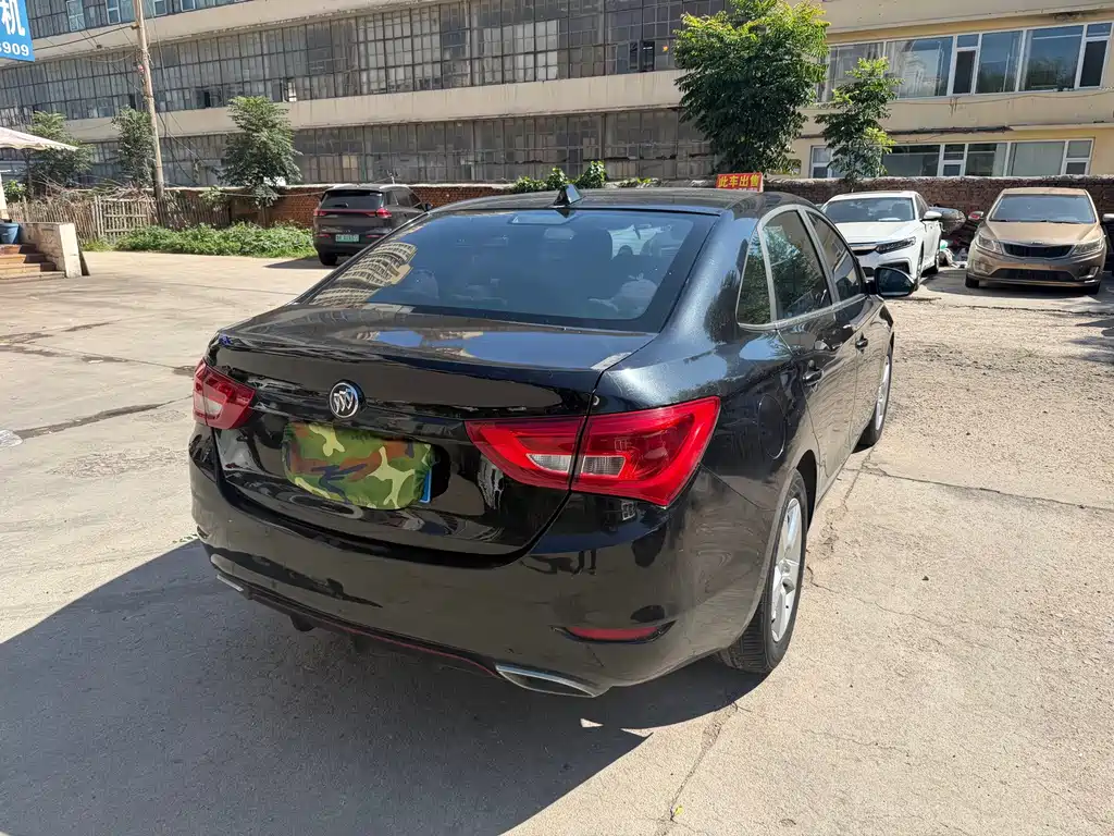 Buick Excelle — миниатюра 7