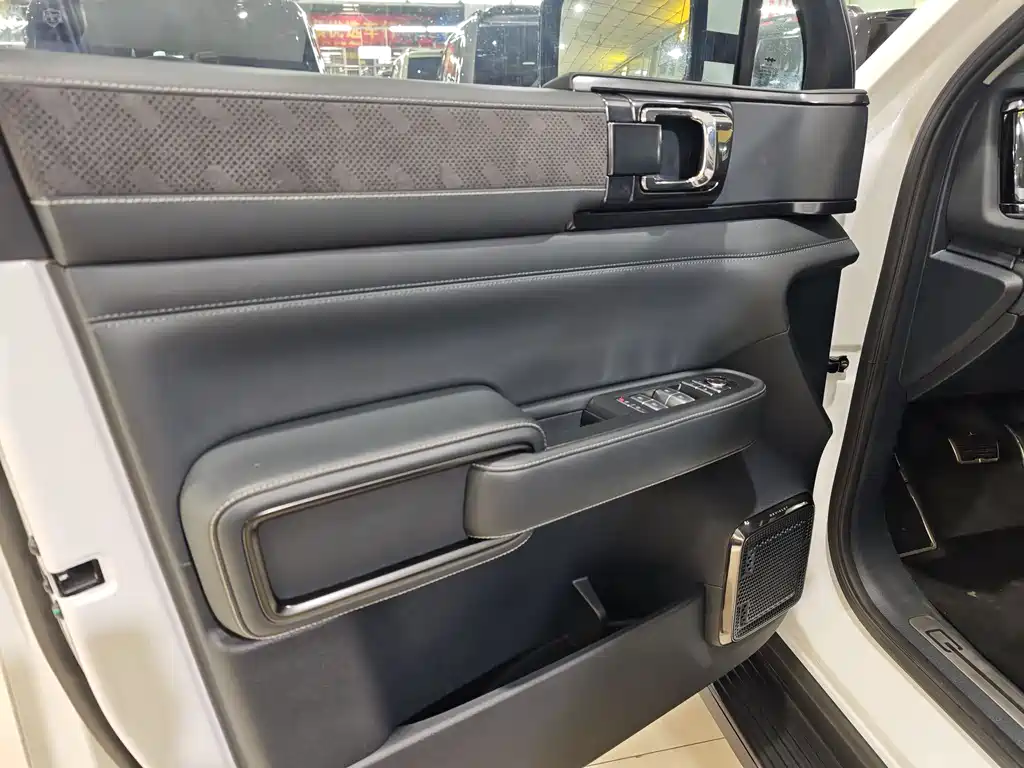 FANG CHENG BAO LEOPARD 5