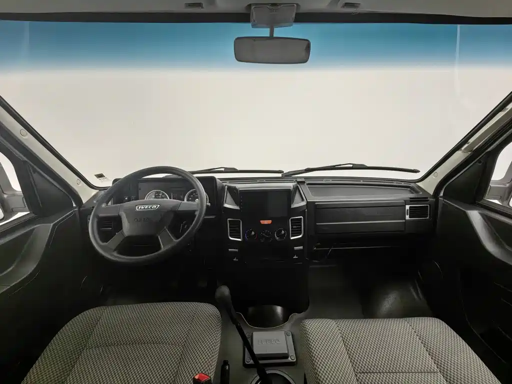 IVECO Daily — миниатюра 5