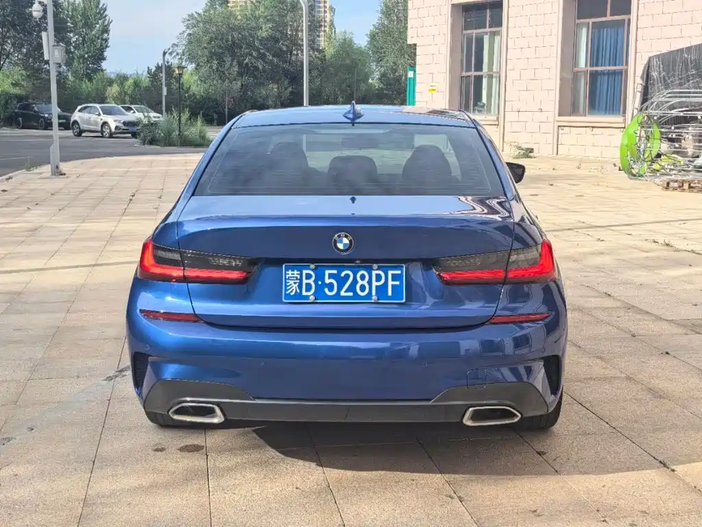 BMW 3 Series — миниатюра 8