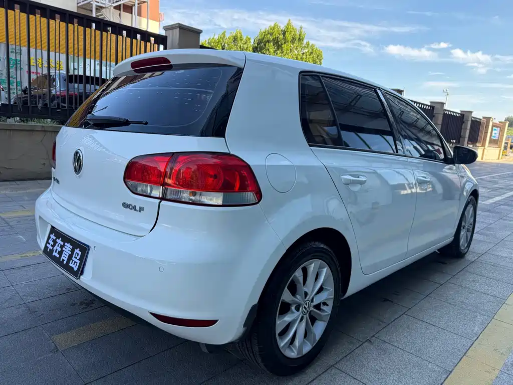 Volkswagen Golf — миниатюра 13