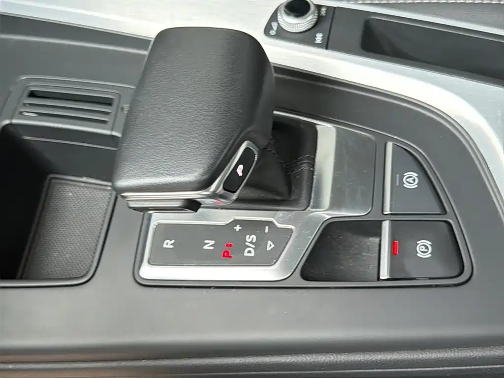 Audi A4L — миниатюра 13