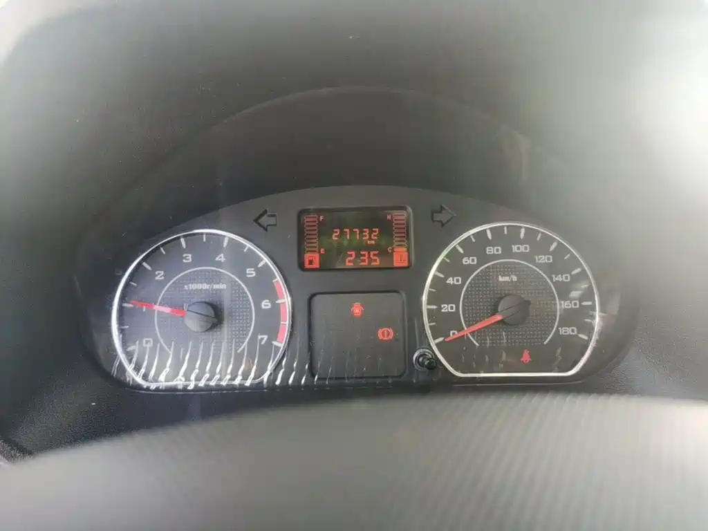 Wuling Journey — миниатюра 12