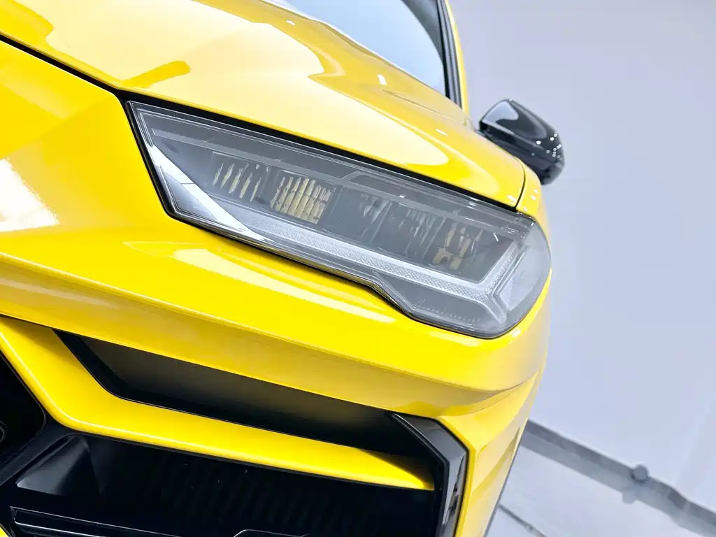 Lamborghini Urus — миниатюра 15