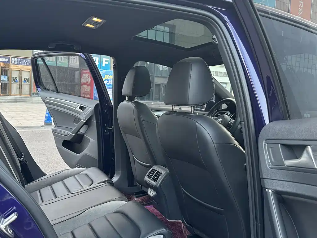 Volkswagen Golf 2019 280TSI DSG R-Line VI
