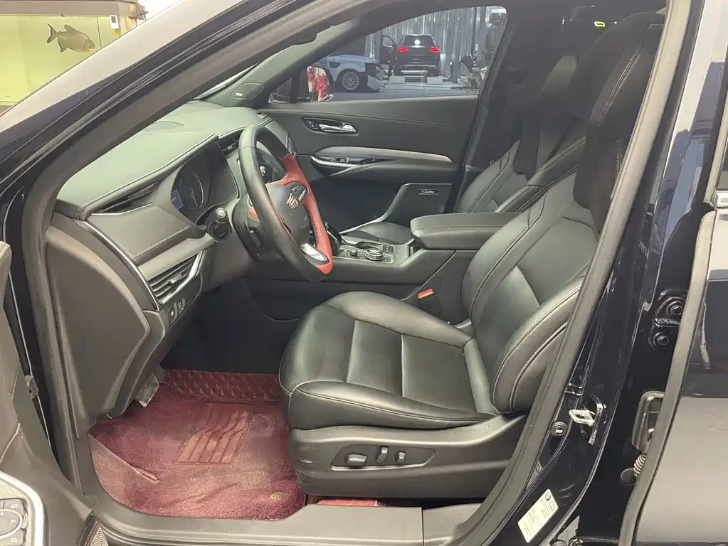 Cadillac XT4 — миниатюра 10
