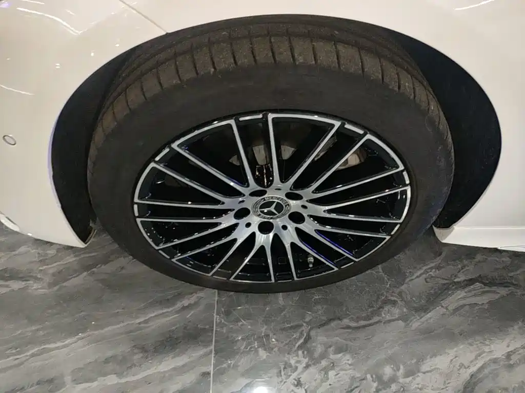 Mercedes-Benz C-Class — миниатюра 23