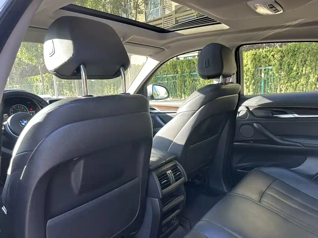 BMW X6 — миниатюра 26