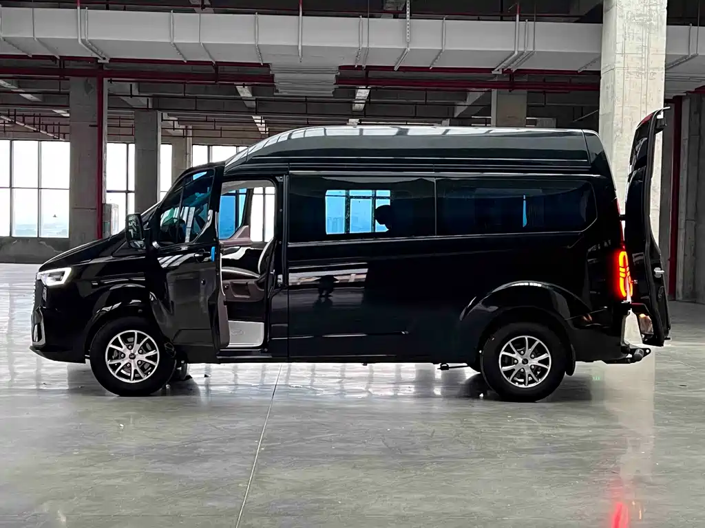 Ford Transit — миниатюра 13