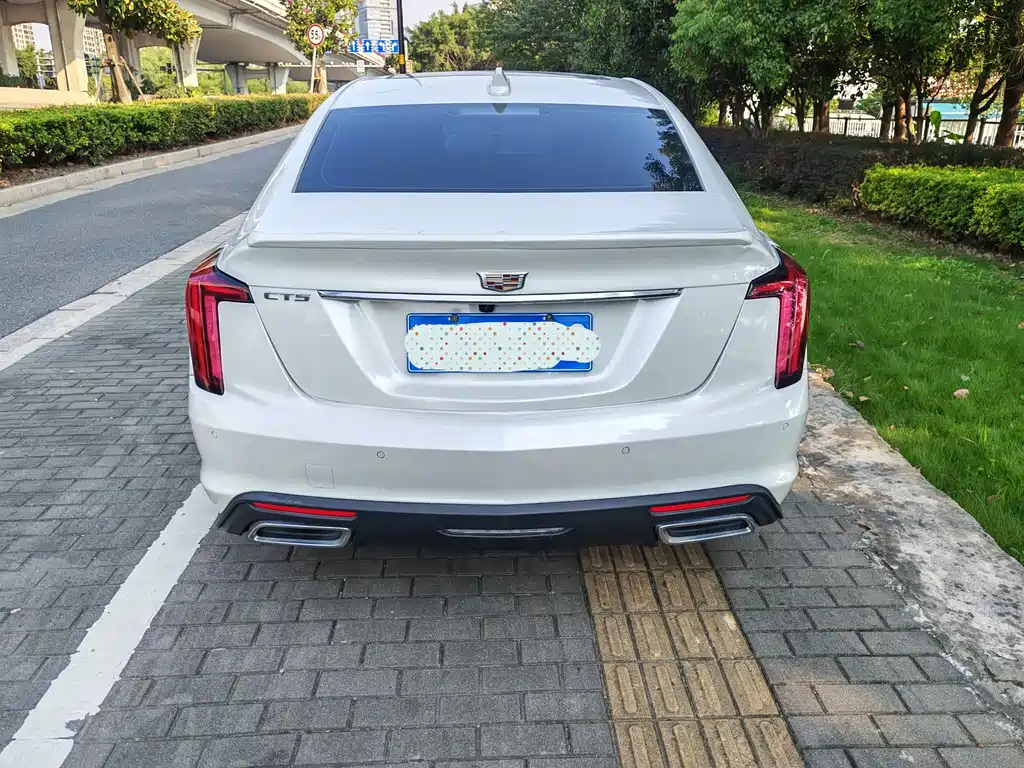 Cadillac CT5 — миниатюра 4