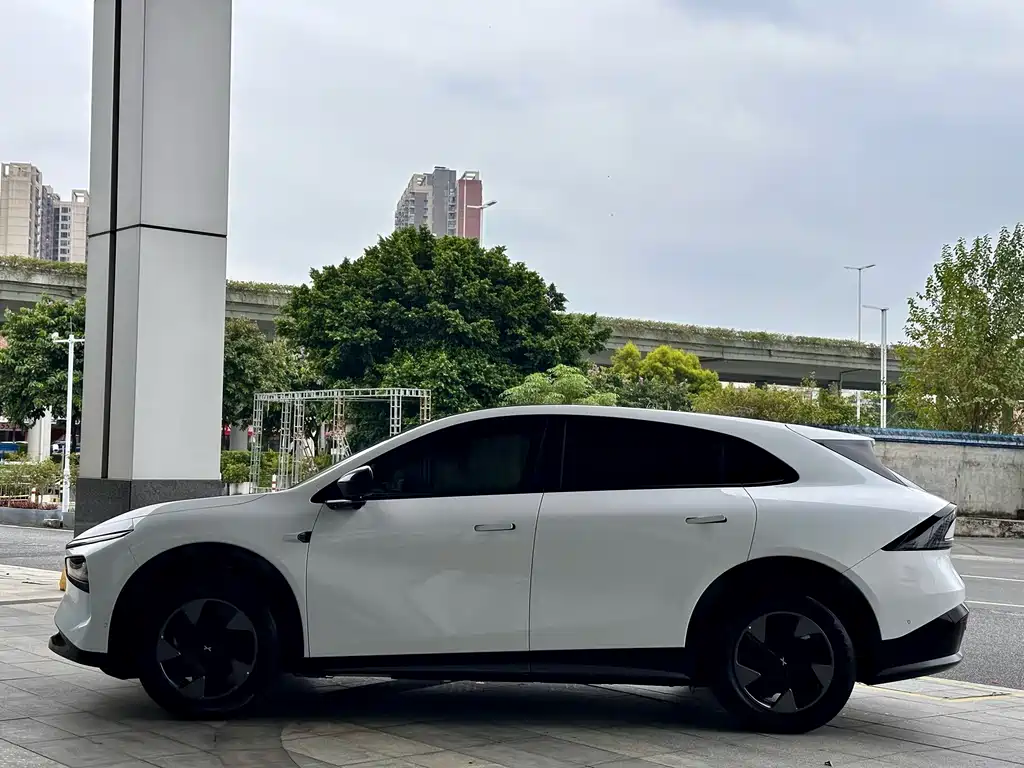 XPeng G7 — миниатюра 3