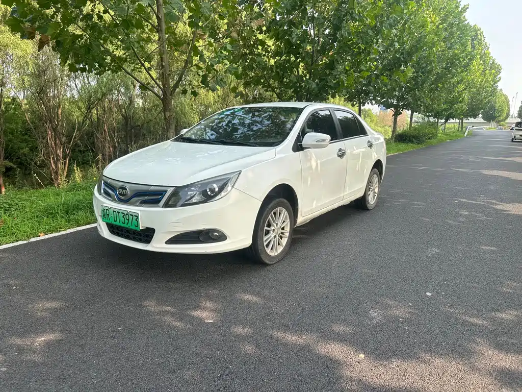 BYD e5 — миниатюра 2