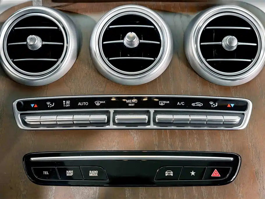Mercedes-Benz GLC — миниатюра 11
