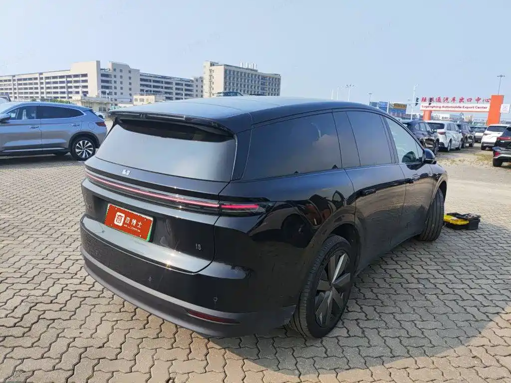 Li Auto Li i8 — миниатюра 2
