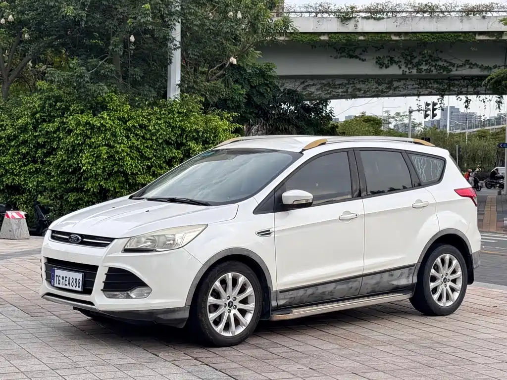 Ford Kuga 2016