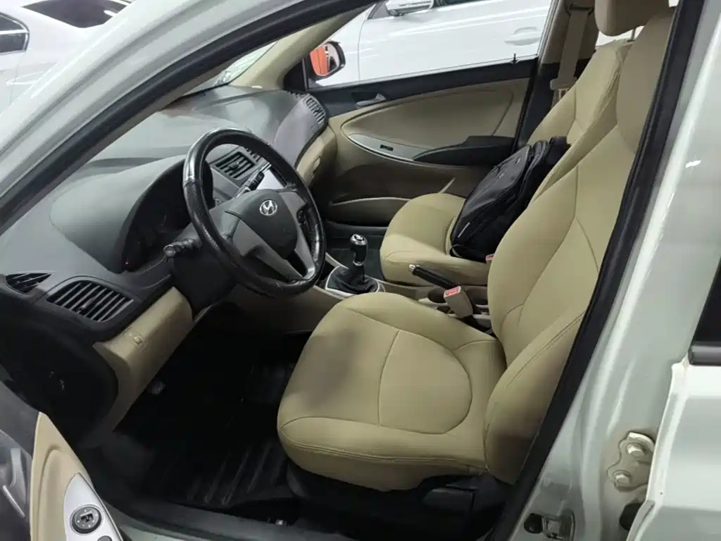 Hyundai Verna — миниатюра 15