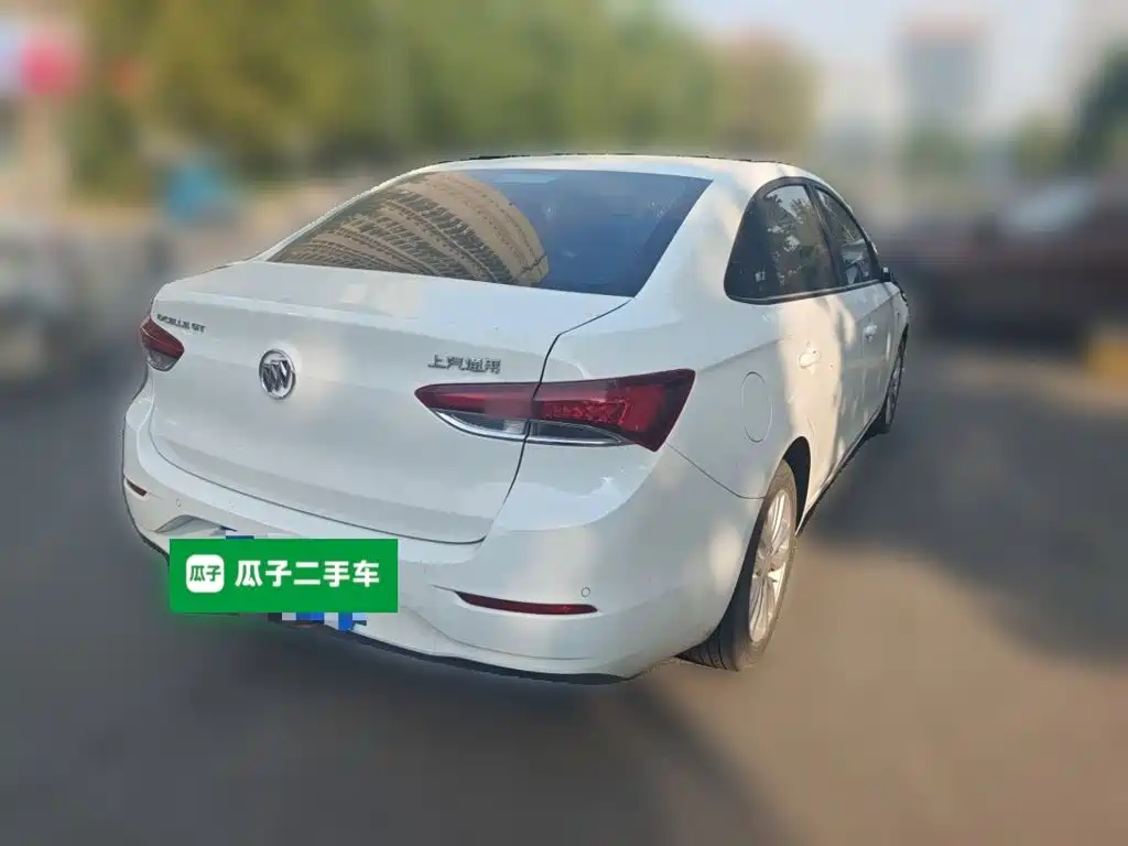Buick Excelle — миниатюра 6