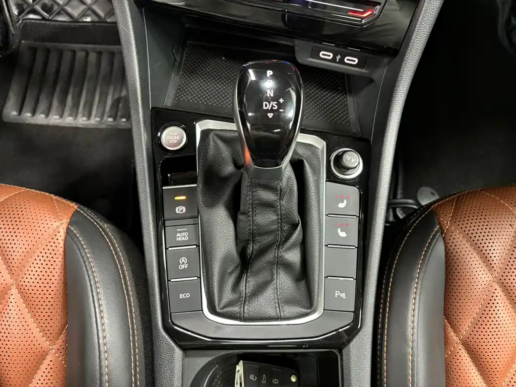 Volkswagen Sagitar — миниатюра 18