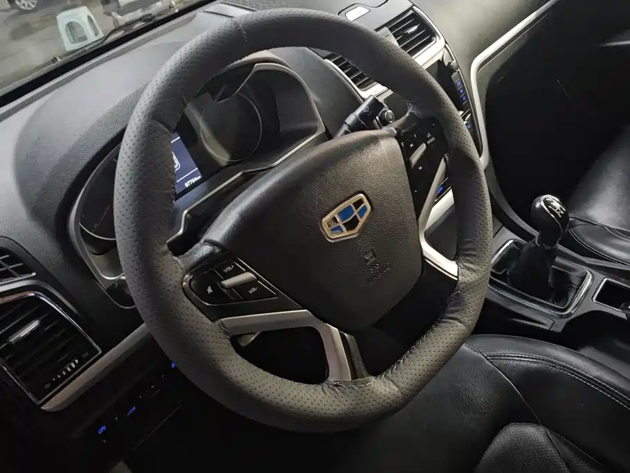 Geely Emgrand — миниатюра 15