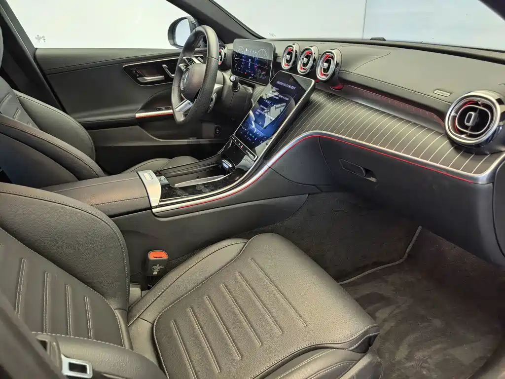 Mercedes-Benz C-Class — миниатюра 8