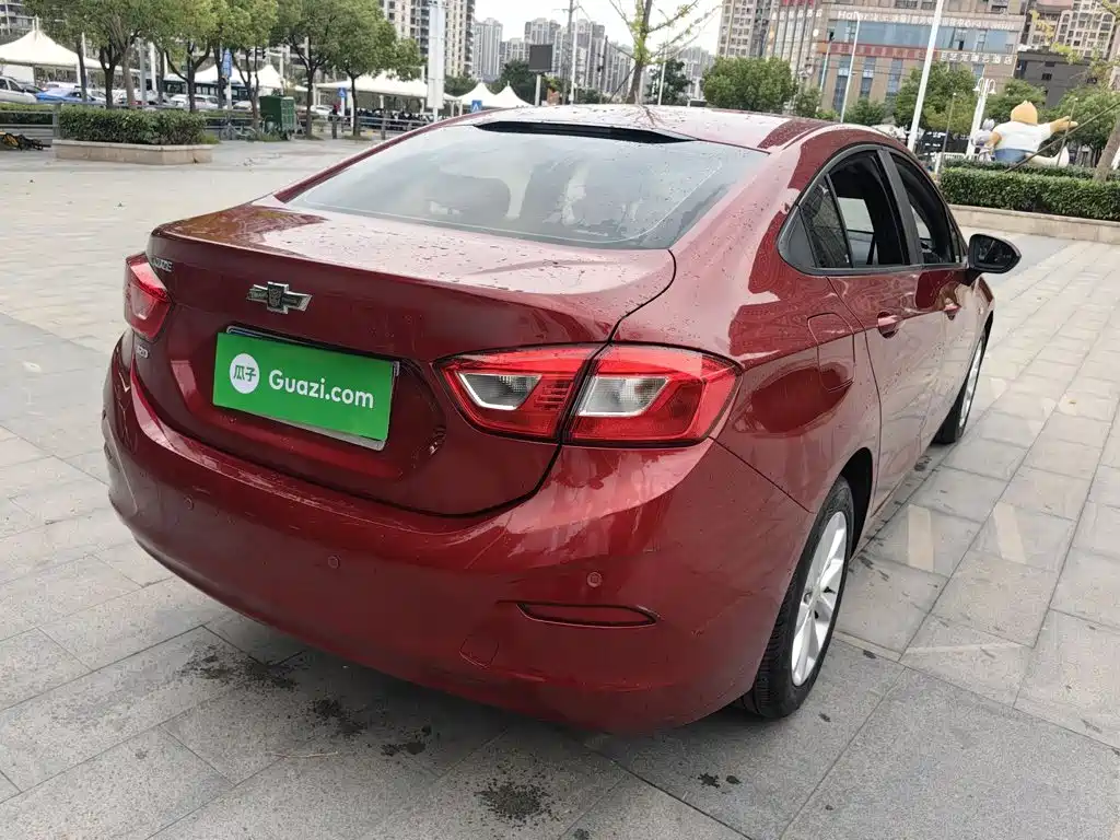 Chevrolet Cruze — миниатюра 23