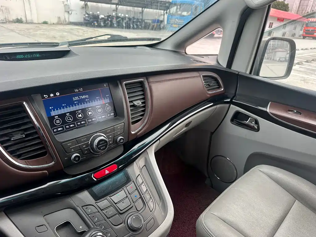 JIANGQI GROUP RUIFENG M5