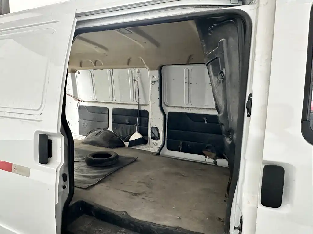 Ruichi Auto EC35 2022 EC35 II Standard 38.7kWh