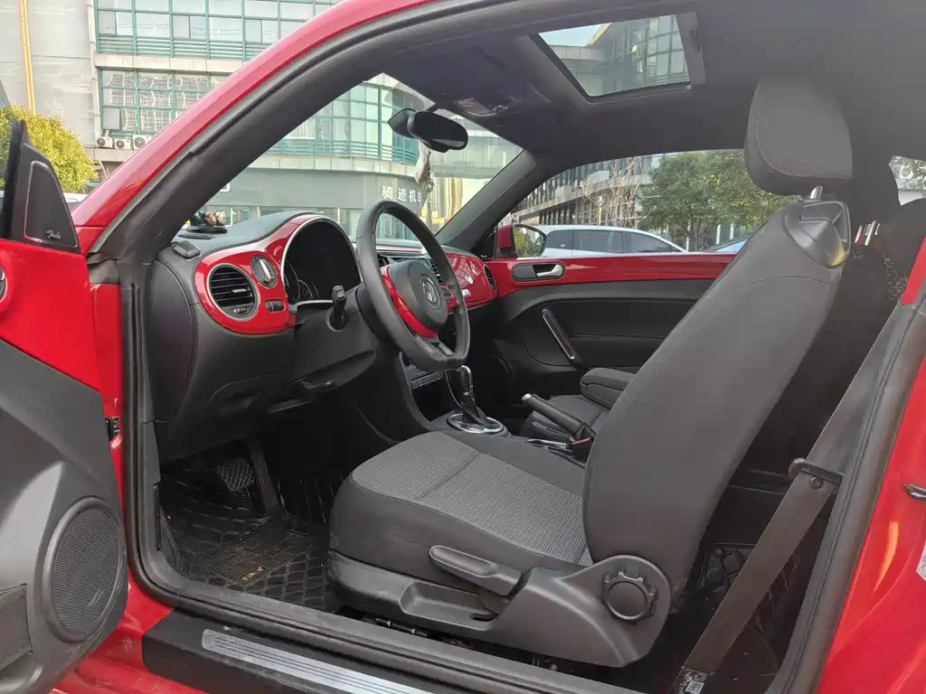 Volkswagen Beetle — миниатюра 4
