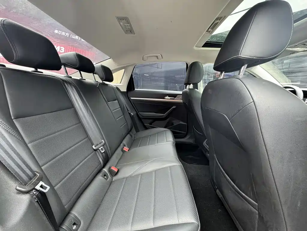 Volkswagen Lavida — миниатюра 18