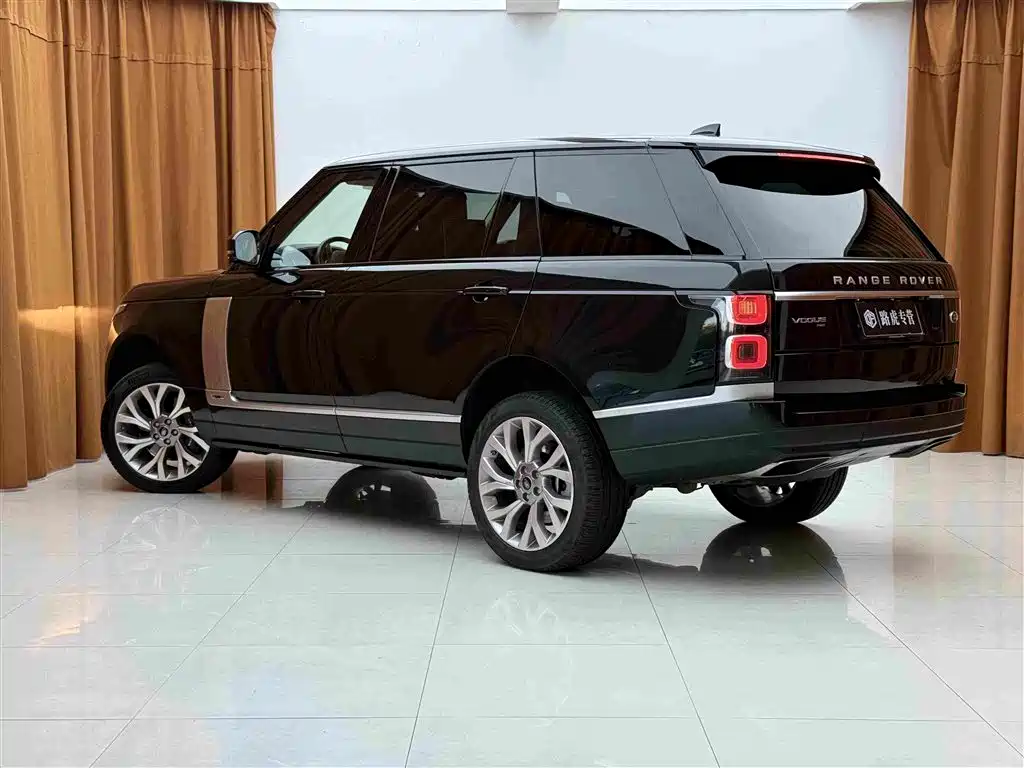 Land Rover Range Rover — миниатюра 6