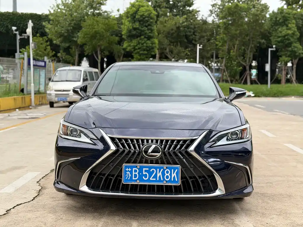 Lexus ES — миниатюра 2