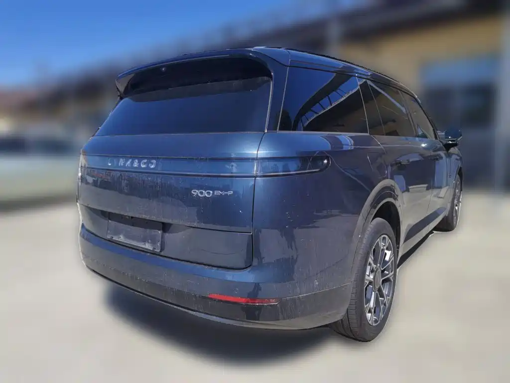 Lynk & Co 900 — миниатюра 6