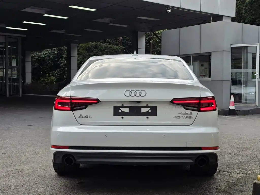 Audi A4L — миниатюра 5
