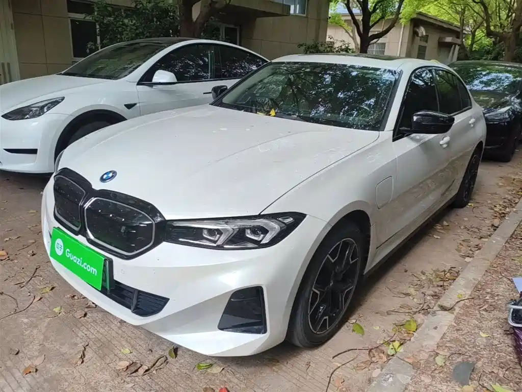 BMW i3 2023
