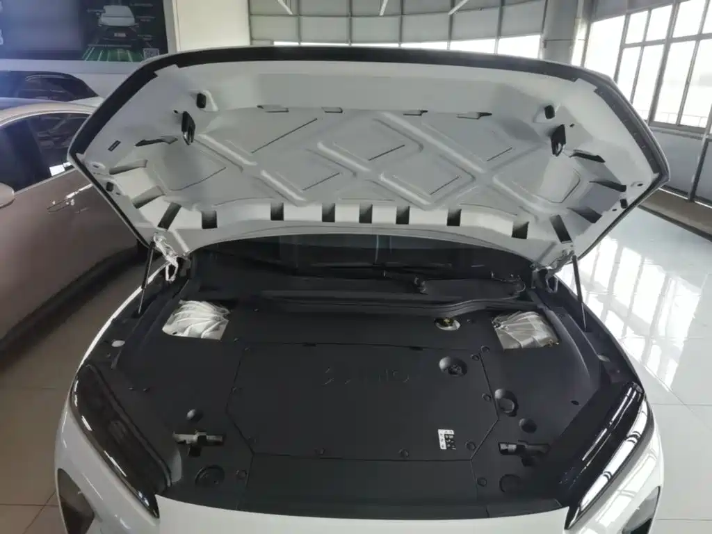 NIO ET5T — миниатюра 20