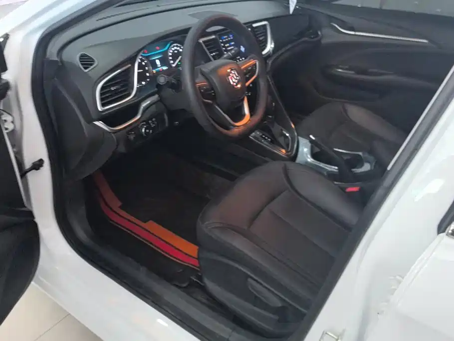 Buick Excelle — миниатюра 9