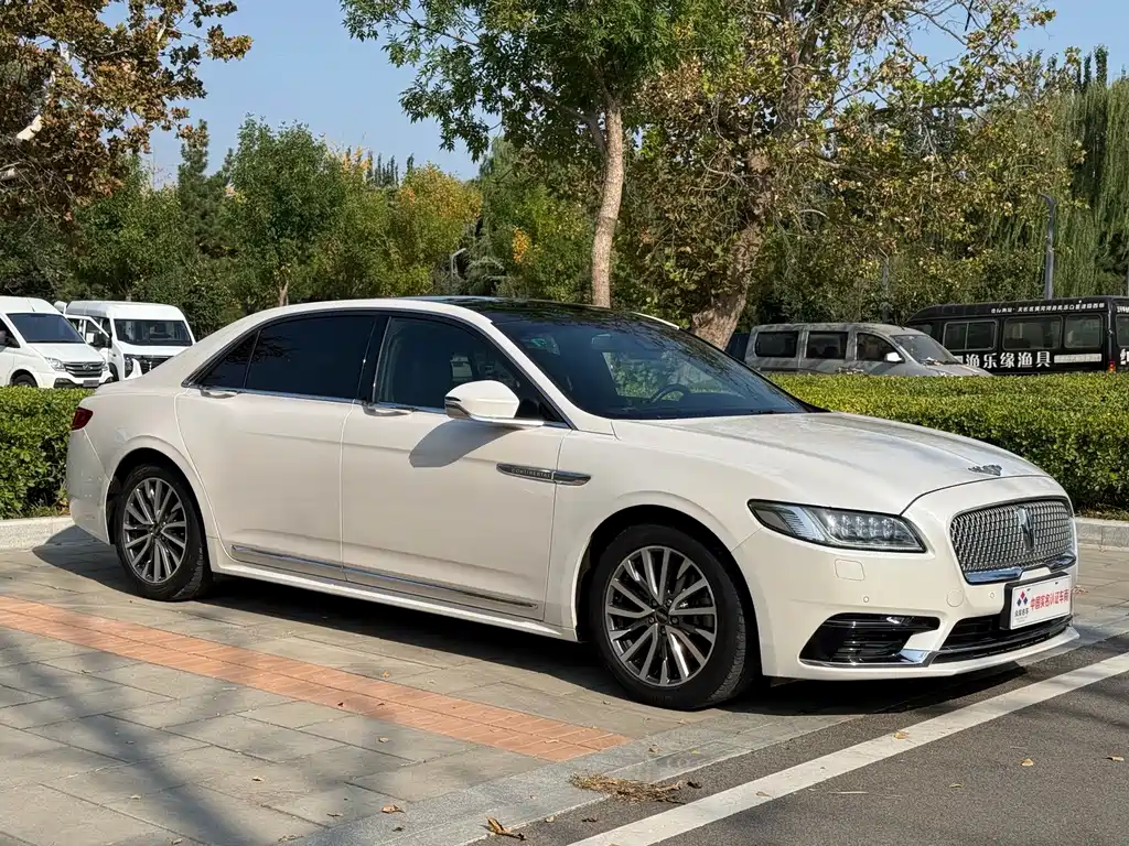 Lincoln Continental — миниатюра 3