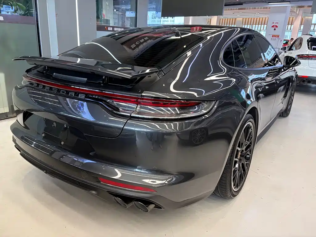 Porsche Panamera — миниатюра 11