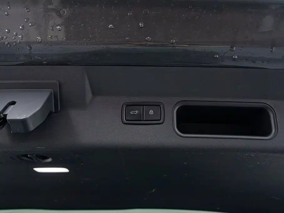Li Auto Li ONE — миниатюра 25