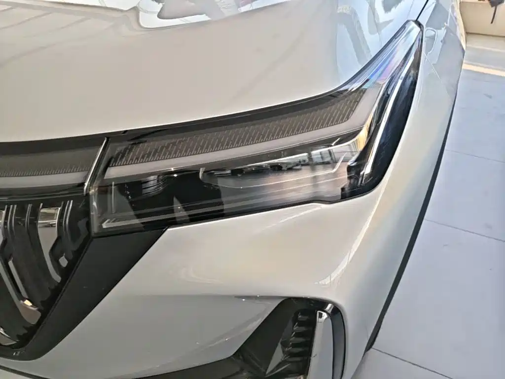 Geely Boyue L — миниатюра 24