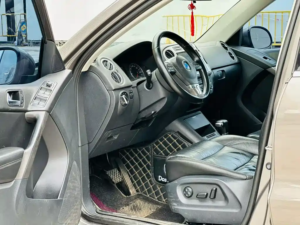Volkswagen Tiguan — миниатюра 4