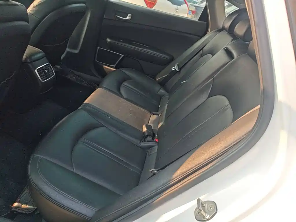 Kia K5 — миниатюра 17