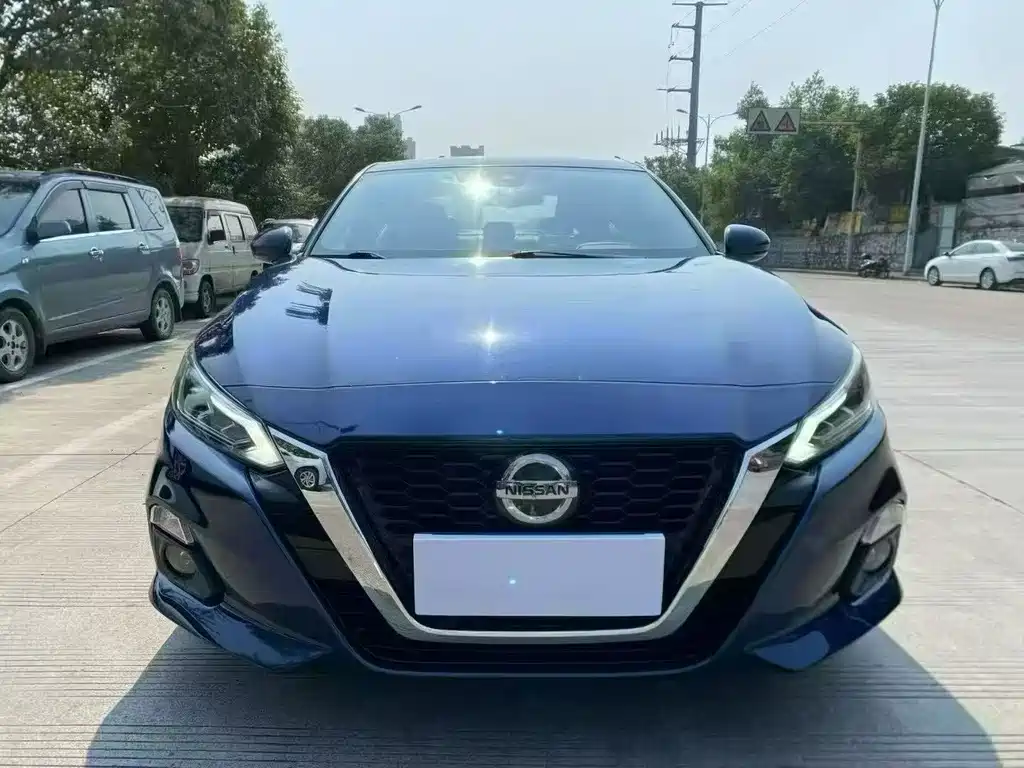 NISSAN TEANA