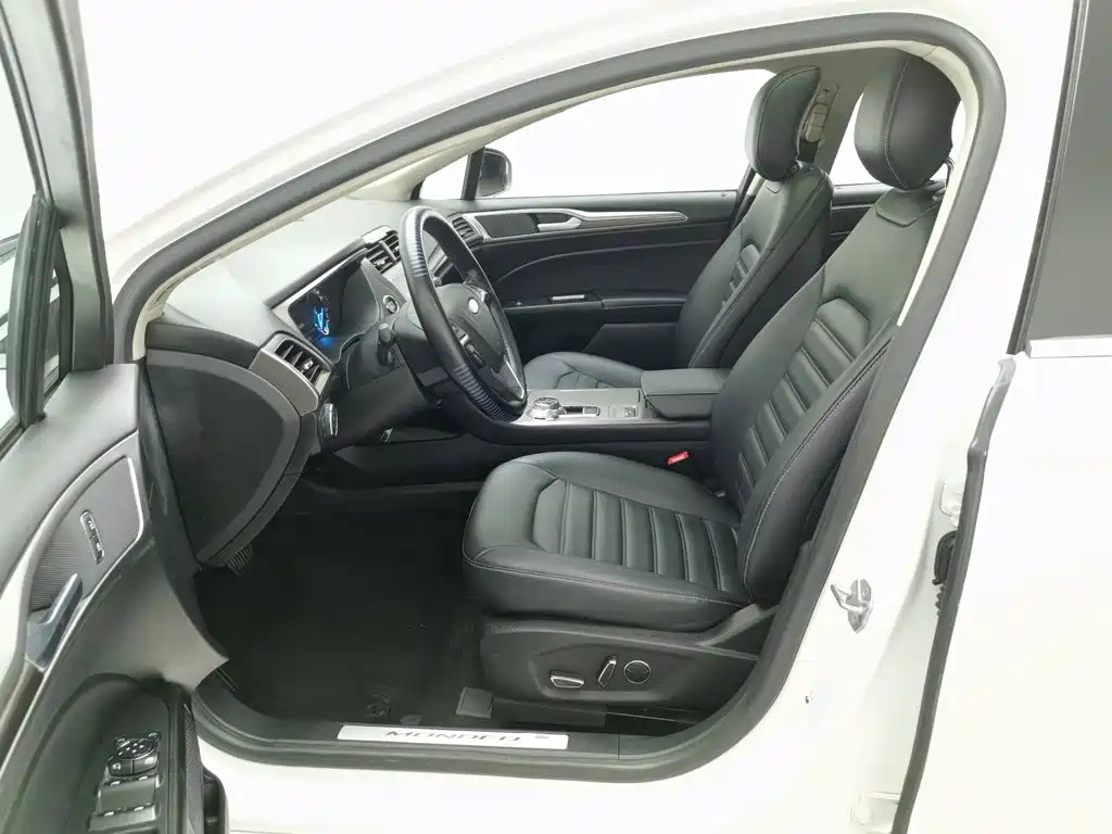 Ford Mondeo — миниатюра 10